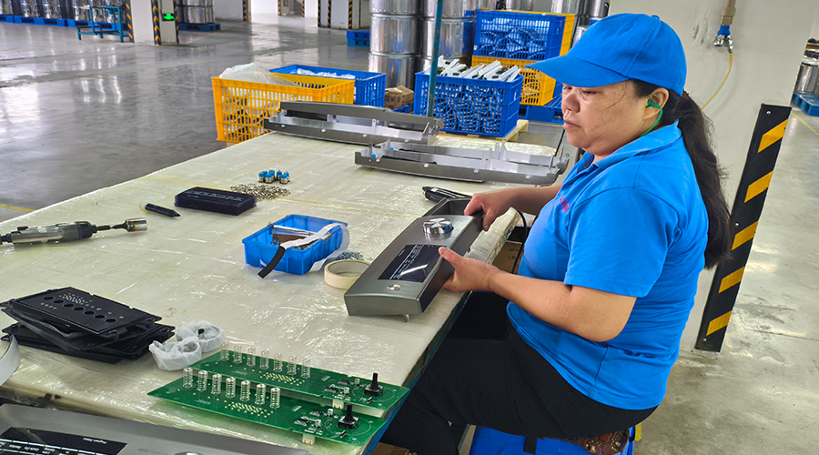 品質(zhì)源于嚴苛測試，金環(huán)電器的實驗室保障