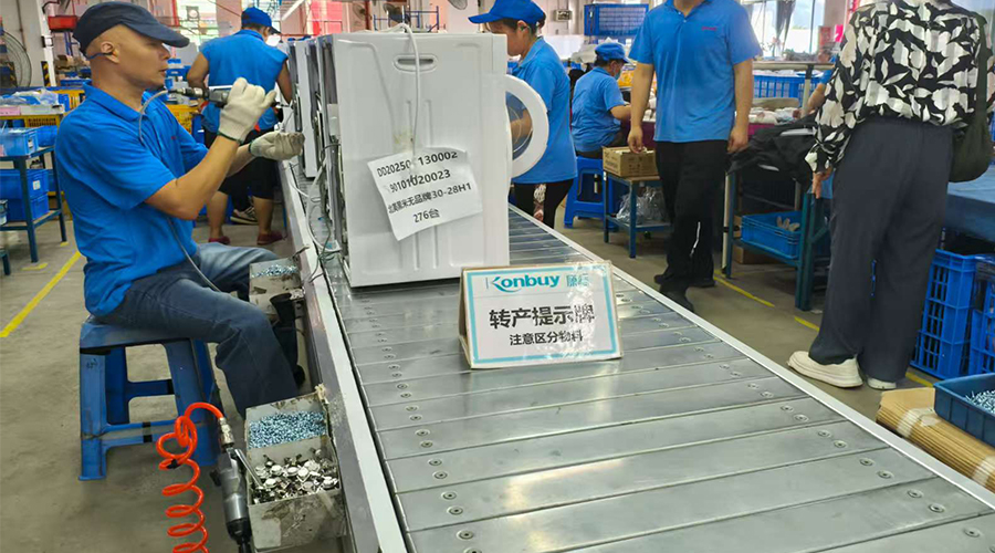 首檢把關(guān)，生產(chǎn)過程的質(zhì)量環(huán)節(jié)